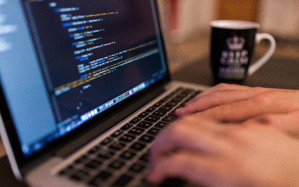 Screeps: The MMO Sandbox Game for Programmers